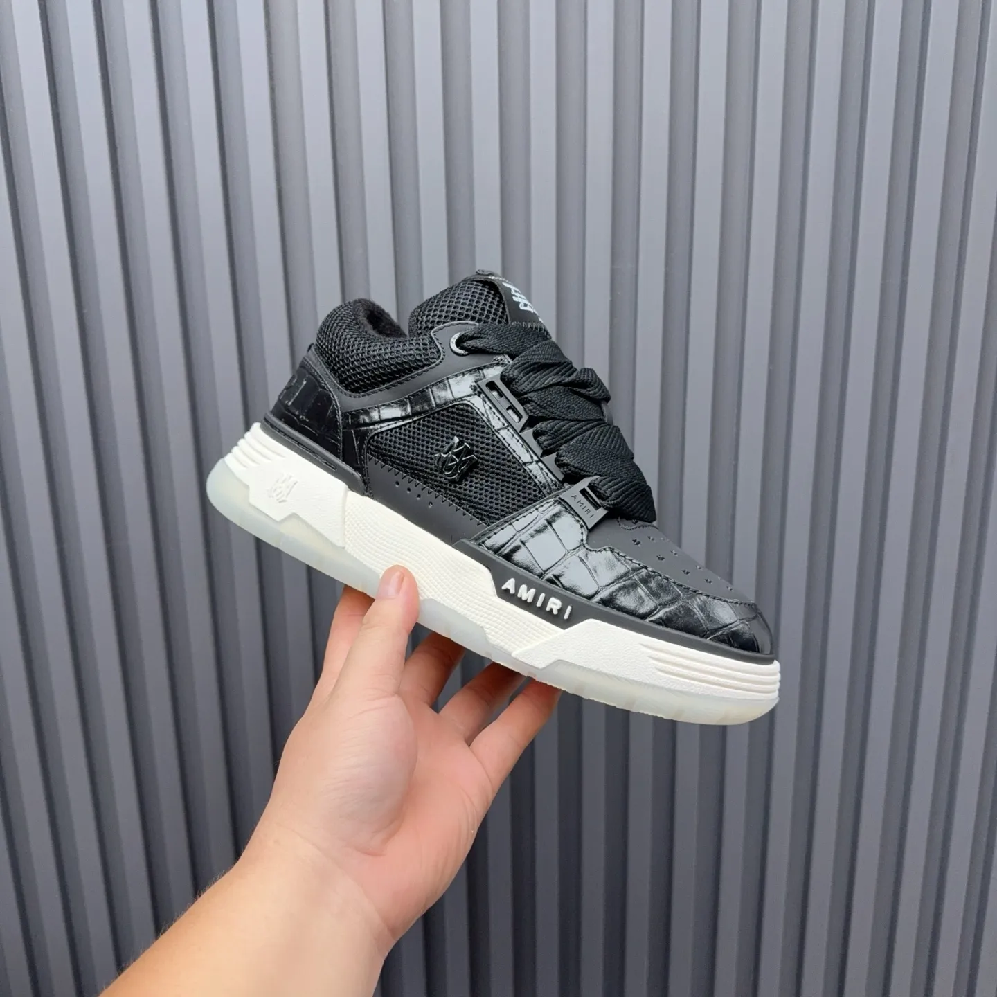 Men's shoes 💰660💰 AMIRI AMIRI trendy brand hot sale 🔥 Available all year round, couples 💑 Official website synchronization Imported fabrics 1⃣️ vs 1⃣️ replica, original factory special original sole, 35-45 (45. non-refundable)